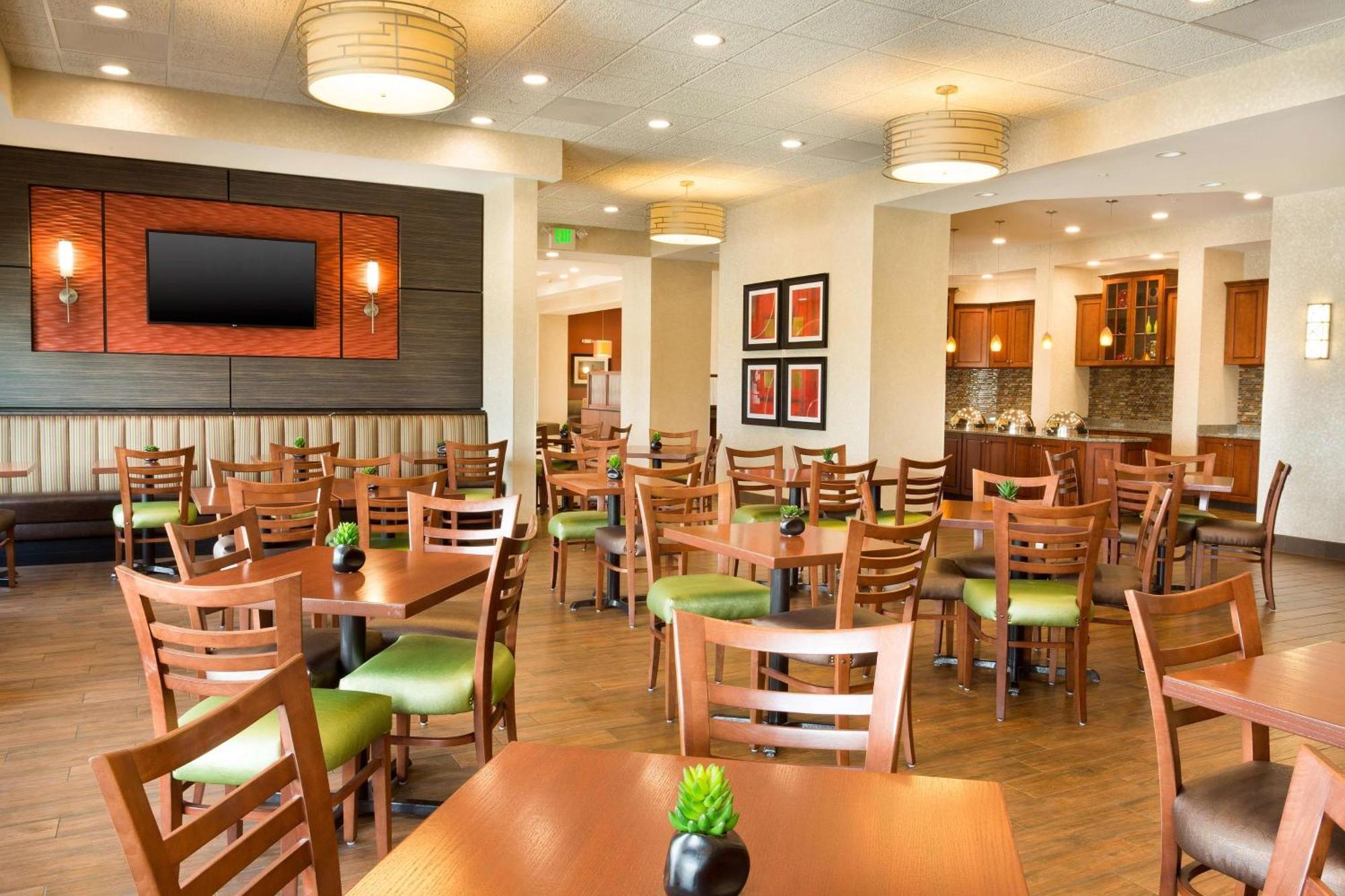 Drury Inn And Suites Denver Central Park Ngoại thất bức ảnh