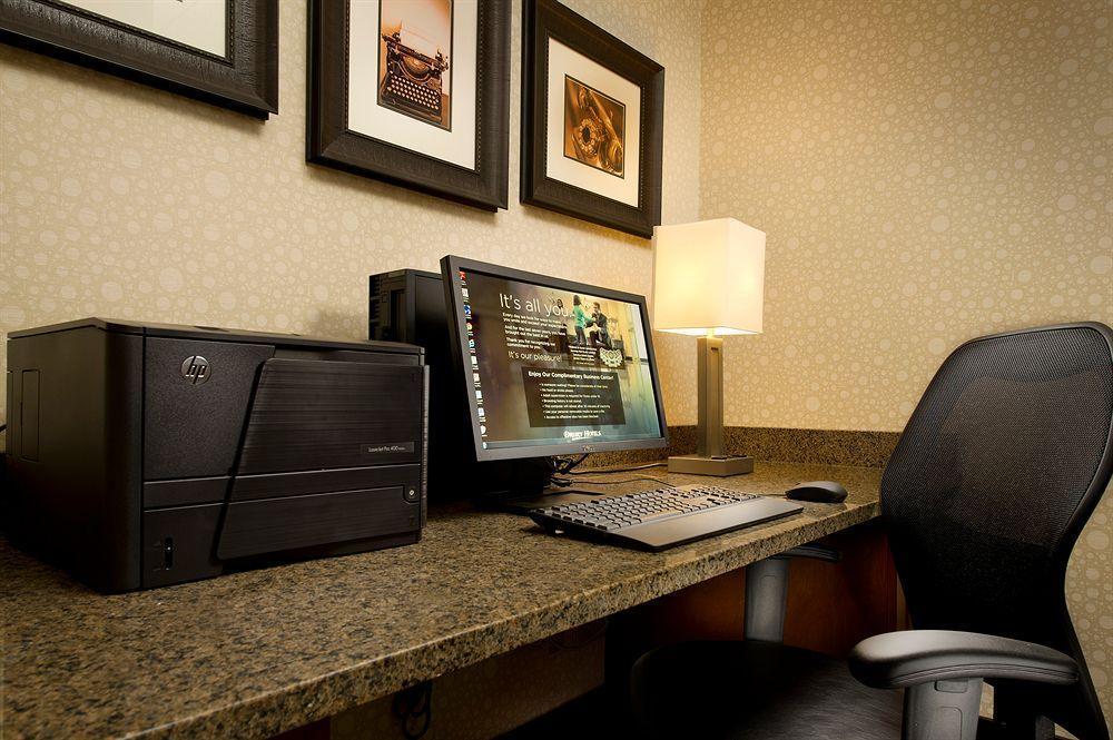 Drury Inn And Suites Denver Central Park Ngoại thất bức ảnh